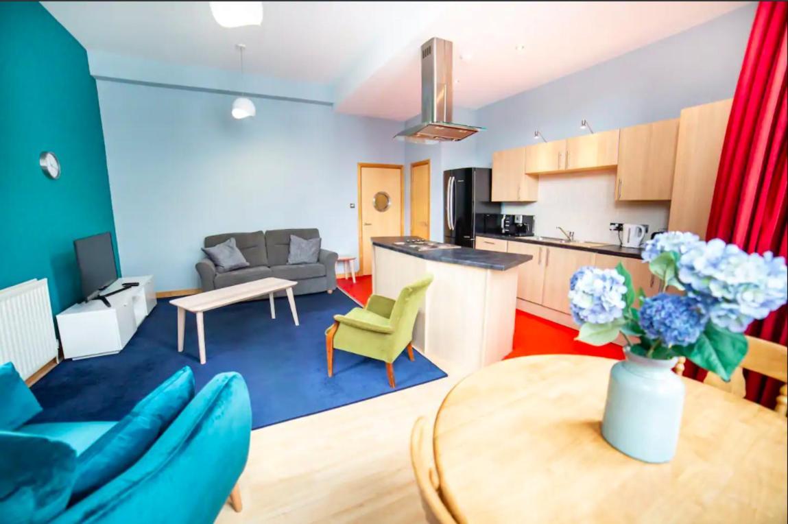 Renfield Apartment, Bright And Spacious Home غلاسغو المظهر الخارجي الصورة